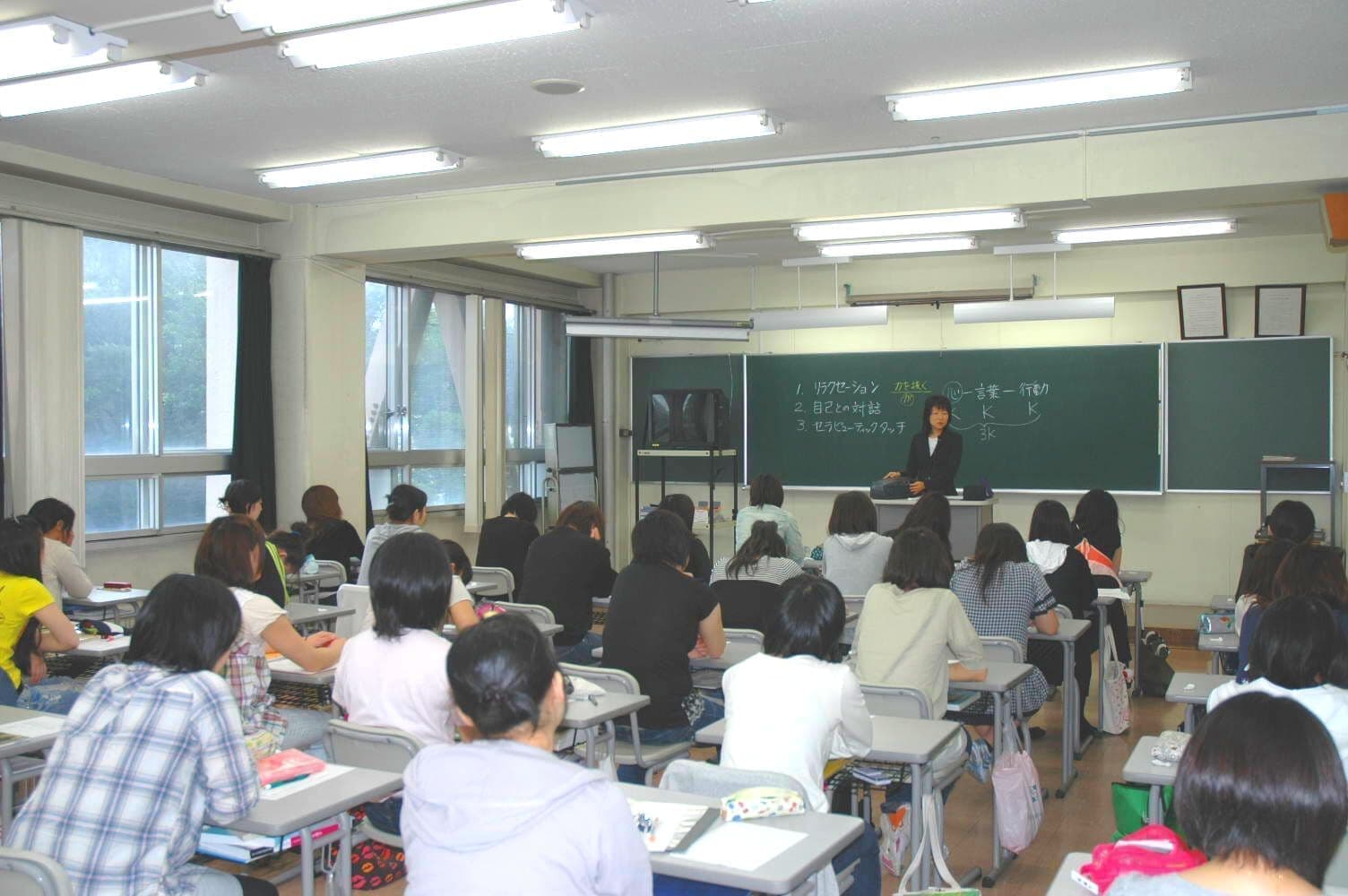 佼成看護専門学校